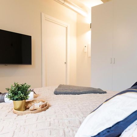 Апартаменты Ihost Luxury -Free Parking- Plana 6 Милан Экстерьер фото