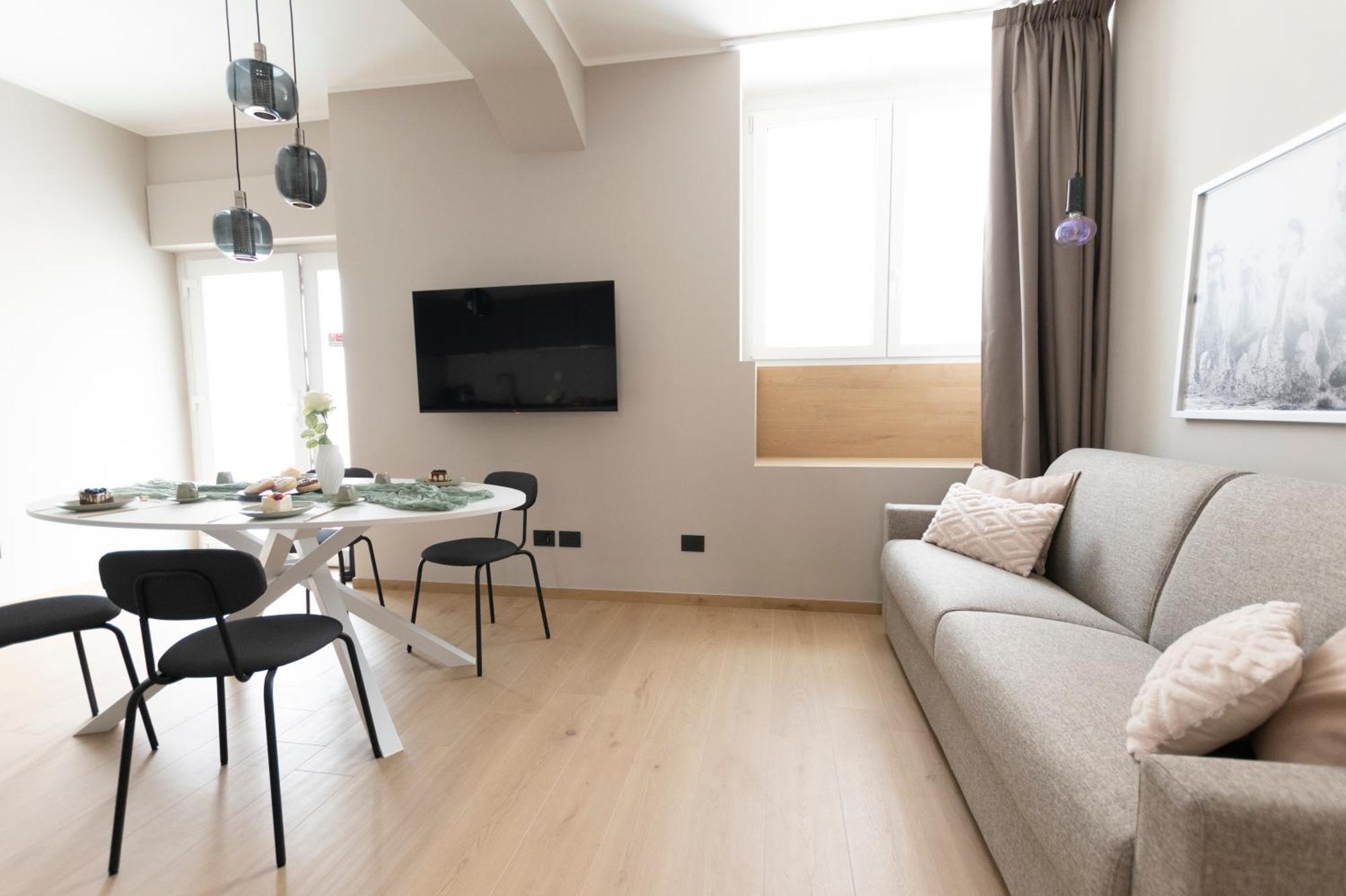 Апартаменты Ihost Luxury -Free Parking- Plana 6 Милан Экстерьер фото