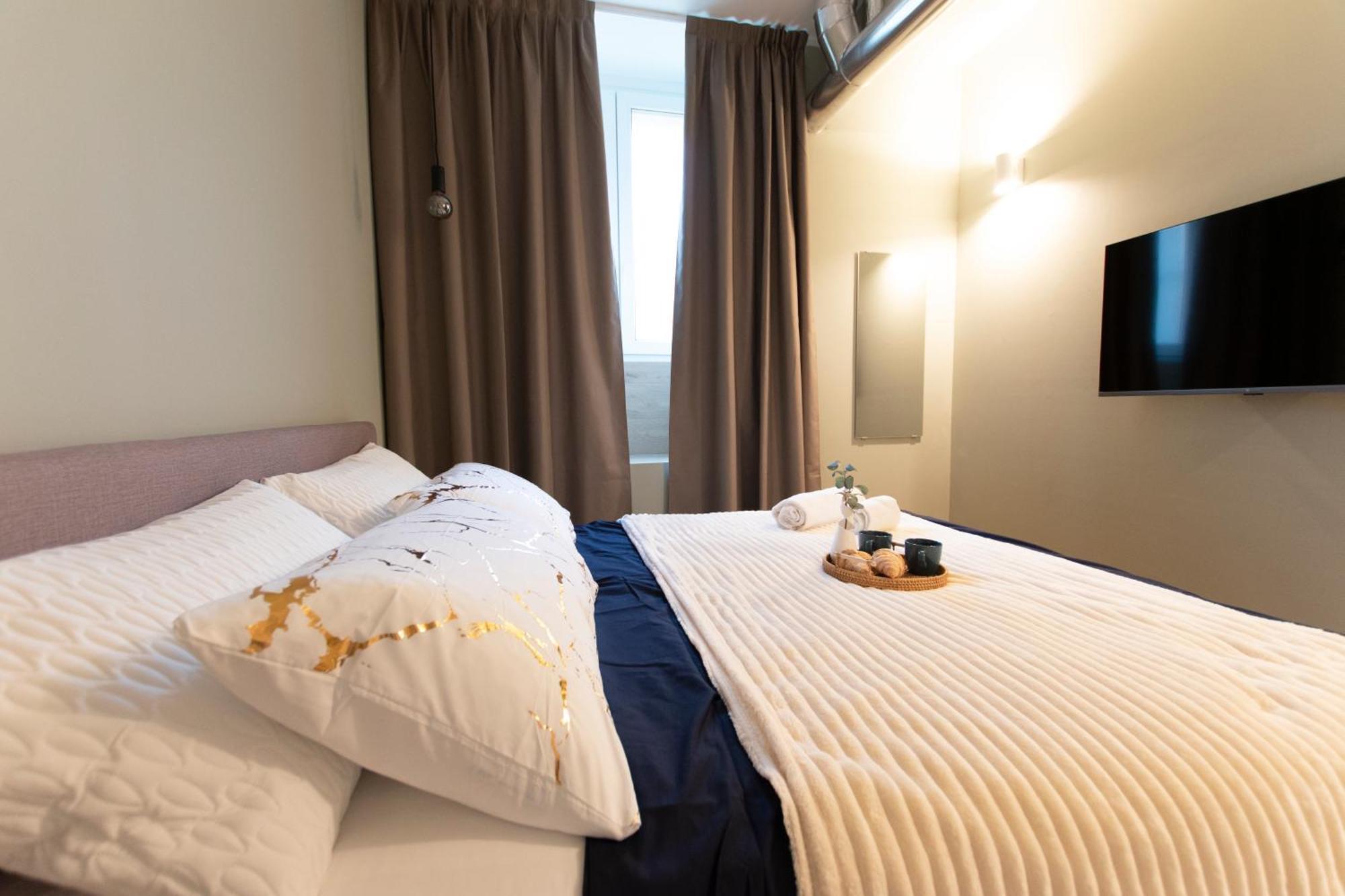 Апартаменты Ihost Luxury -Free Parking- Plana 6 Милан Экстерьер фото